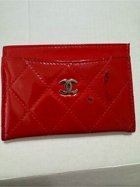 CHANEL Red Quilted Patent Leather Card Case with Silver CC